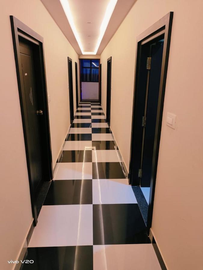 M G Residency Hotel Chikmagalūr Buitenkant foto
